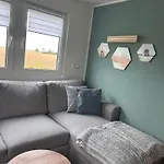 Apartmanhotel Prima Boddenblick -stellplaetze-schlaffaesser-tiny In Ostsee Naehe *