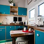 Apartmanhotel Prima Boddenblick -stellplaetze-schlaffaesser-tiny In Ostsee Naehe Groß Kordshagen
