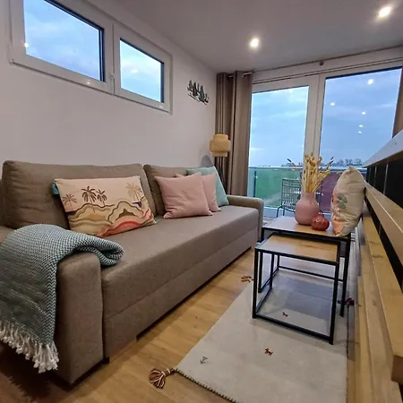 Prima Boddenblick - Camping-stellplaetze - Tiny & In Ostsee Naehe Aparthotel *