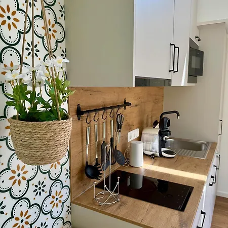 아파트호텔 Prima Boddenblick -stellplaetze-schlaffaesser-tiny In Ostsee Naehe *