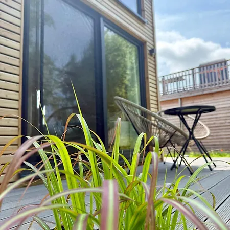 מלון דירות Prima Boddenblick -stellplaetze-schlaffaesser-tiny In Ostsee Naehe *