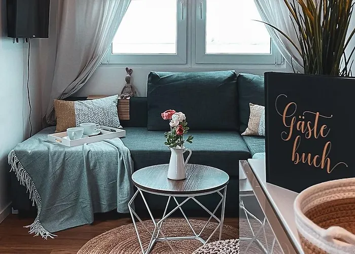 Aparthotel Prima Boddenblick -stellplaetze-schlaffaesser-tiny In Ostsee Naehe *