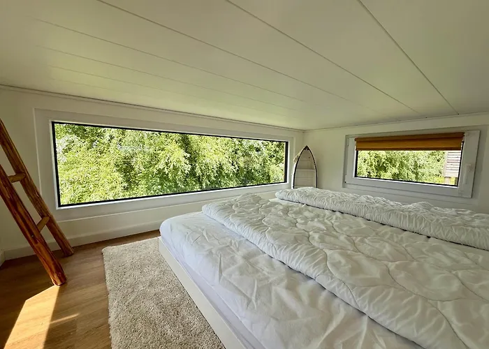 Prima Boddenblick -stellplaetze-schlaffaesser-tiny In Ostsee Naehe *