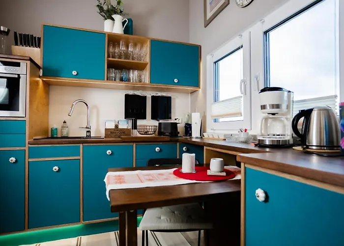 Aparthotel Prima Boddenblick -stellplaetze-schlaffaesser-tiny In Ostsee Naehe Gross Kordshagen